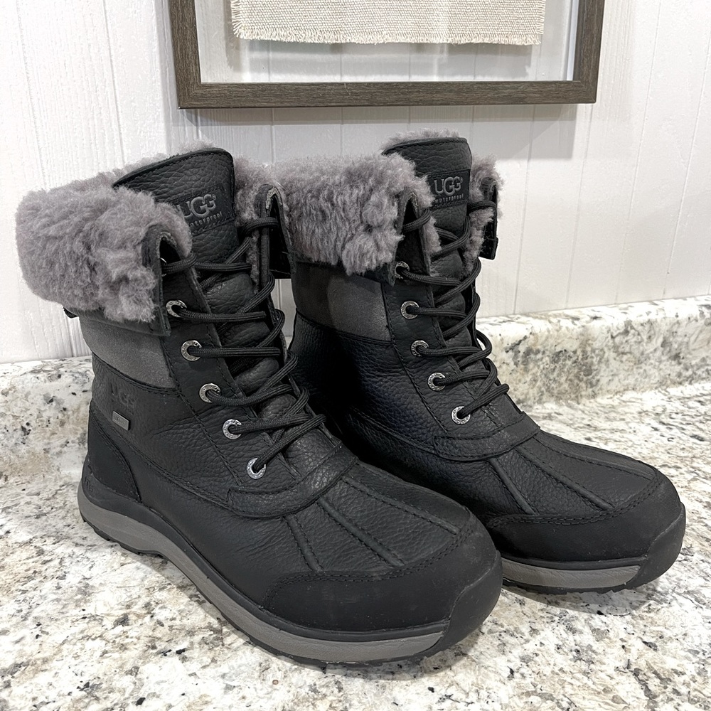 SOLD 
UGG Adirondack II Boots